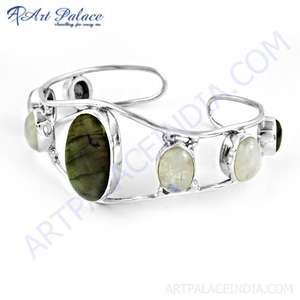 Pulseras de cuentas de plata únicas hechas a mano con piedra lunar arcoíris y gemas de labradorita - Product Image 1