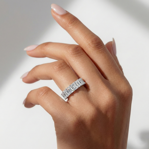 Anillo de Diamante Cultivado en Laboratorio con Corte Esmeralda de 1.80Ct, Oro de 14KT/10KT, Estilo Único, Ligero, Anillo de Compromiso para Mujer, Joyería al por Mayor - Product Image 6