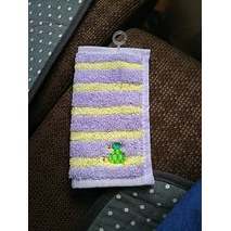 Mini fazzoletto a righe con targhetta con nome personalizzata - Product Image 1