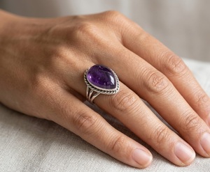 Bague en argent sterling 925 avec améthyste naturelle, faite à la main, pierre de naissance de février, cadeau pour femme - Product Image 4