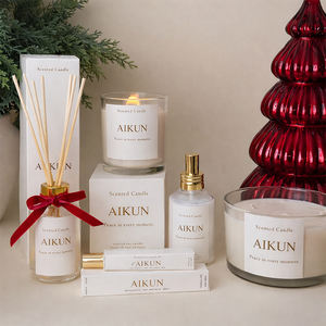 Bougie parfumée AIKUN à combustion longue durée dans un bocal en verre, avec parfum de champagne et de mûre, bougie d'aromathérapie haut de gamme pour les chaînes de vente au détail OEM - Product Image 2