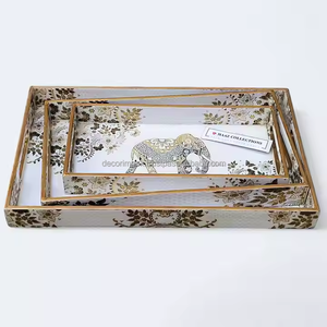 Bandeja de servicio de madera recubierta de esmalte de diseño impreso con asas perfectas para desayuno café aperitivos fiestas y decoración del hogar - Product Image 1