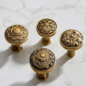Ensemble de poignées de meuble traditionnelles en laiton, forme ronde, finition or et noir, pour tiroirs de maison et de bureau, haute qualité avec métal - Product Image 3