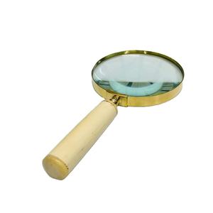 Lupa de Mano Moderna de 4'' Hecha a Mano y Duradera con Marco de Latón y Mango de Hueso - Product Image 1
