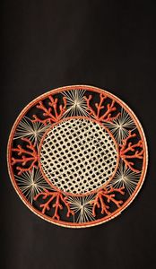 Mantel individual de lujo tejido a mano de palma Iraca, color naranja coral, estilo náutico, sostenible, para mesa de playa o resort, o como plato base para cena. - Product Image 3