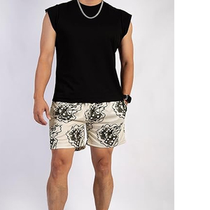 Shorts de basketball beiges personnalisés pour hommes avec logo frontal pour impression flamme, en tissu mesh sublimé respirant et taille élastique - Product Image 4