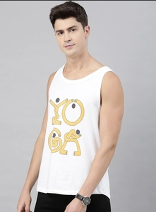 Camiseta sin mangas de algodón blanca para hombre con estampado de yoga amarillo, cuello redondo, diseño transpirable, logo frontal, estilo casual - Product Image 5