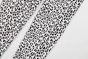 Ensemble de yoga imprimé léopard pour femmes, leggings de fitness taille haute et soutien-gorge de sport, tenue de sport pour la salle de sport et l'entraînement - Product Image 3