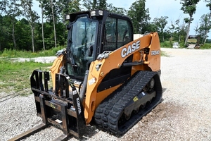 2018 TR340 Compact Track Loader With Pallet Fork Ready To <b>Work</b> - Product Image 3