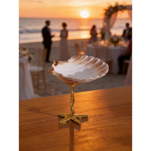 Copa de vino con diseño de concha marina, tendencia en la industria, excelente opción para hoteles y resorts con temática playera. Opciones de logotipo personalizables. - Product Image 4