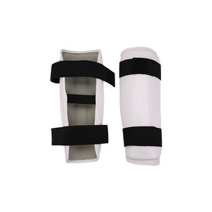 Protège-tibias en cuir pour Taekwondo et arts martiaux – Protection robuste, ajustement confortable, léger, écologique, facile à utiliser 2026 - Product Image 1