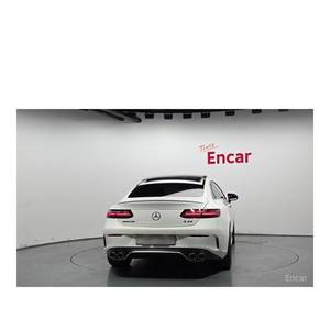 Mercedes-Benz Classe E E53 AMG 4MATIC+ Coupé Modèle Juin 2022 avec 22 912 km Boîte de vitesses automatique Volant à gauche Caméra arrière - Product Image 4