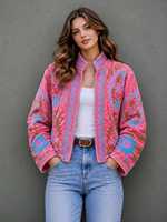 Parfait pour l'hiver et les saisons festives, manteau en velours rose papillon de qualité supérieure, style bohème, floral, cachemire, fait main, veste pour femme Suzani.