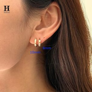 Pendientes de Aro Pequeños de Lujo con Incrustaciones de Diamantes en Oro de 18K y Acero Inoxidable para Mujer - Product Image 5
