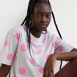 Vêtements de nuit personnalisés hautement confortables pour femmes, ensembles en soie 2 pièces, robe de nuit avec taille élastique - Product Image 3