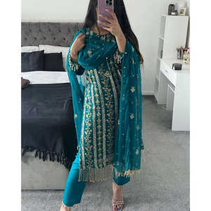 Présentation d'un nouveau haut long, d'un pantalon et d'une dupatta de créateur dans un style élégant OC5001 - Product Image 2