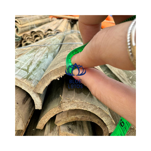 Bâtons de bambou fendus du Vietnam disponibles pour les ateliers de tissage, les fabricants d'artisanat et les acheteurs de matériaux en gros - Product Image 1