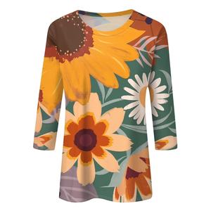 เสื้อยืดลำลองฤดูร้อนสำหรับผู้หญิงไซส์ใหญ่ ลายดอกไม้ แขน 3/4 คอกลม ผ้าโพลีเอสเตอร์ผสมสแปนเด็กซ์ ผ้าถักกันยับ - Product Image 1