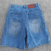 Özel Tasarım Gotik Erkek Yüksek Bel Düz Denim Şort Orta Bel Bol Paçalı Yama İşlemeli Vintage Yıkama Nefes Alabilen Çevre Dostu Organik Pamuk