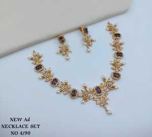 Collar de circonita chapado en oro con aretes de imitación de perlas, conjunto de joyería clásico para novias, bodas y fiestas para mujer. - Product Image 3