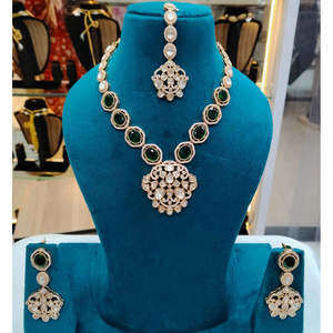 ชุดสร้อยคอพลอยรอยัลโพลกีคุนดัน Jewelemarket รุ่น 10575475GR คอลเลคชั่นเครื่องประดับชั้นดี - Product Image 4
