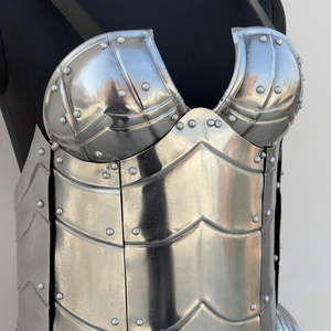 Corset en acier artisanal, Cuirasse, Armure féminine, Costume de chevalier médiéval, Costume de guerrière, Équipement d'historiographie historique, Artisanat métallique - Product Image 5