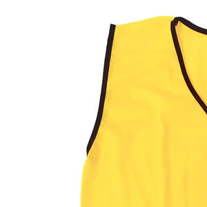 Maillots d'entraînement réversibles de haute qualité pour hommes, ajustables, pour le football et le soccer, avec logo personnalisé pour les joueurs de soccer - Product Image 3