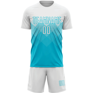 ชุดฟุตบอลรุ่นใหม่ น้ำหนักเบา เสื้อและกางเกงขาสั้น ผลิตตามสั่ง OEM ODM ชุดกีฬา - Product Image 2