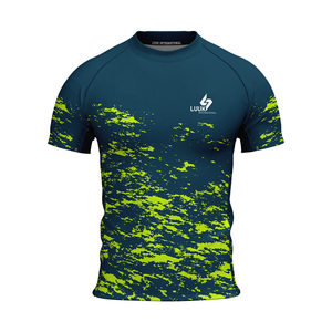 T-shirt de sport pour homme personnalisé, anti-bactérien, respirant, à séchage rapide, coupe classique, 100% polyester, imprimé par transfert thermique - Product Image 2