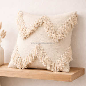 Housse de coussin bohème avec franges superposées, coussin décoratif tissé, accent en coton d'inspiration marocaine pour la décoration de ferme - Product Image 3