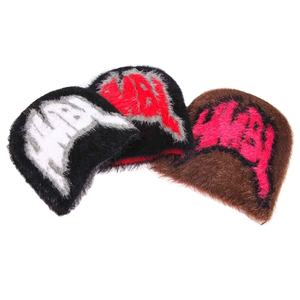 Gorro personalizado elegante de mohair suave hecho con hilo fino para una comodidad calidez lujosa y una calidad única hecha a mano - Product Image 5