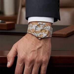 Reloj de Cuarzo Analógico de Lujo con Diamantes, Caja Irregular de Acero Inoxidable, Cierre Desplegable, 40 mm, Unisex - Product Image 6