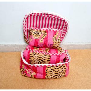 Ensemble de 3 trousses de toilette multifonctionnelles réutilisables faites à la main, grand format, avec fermeture éclair, motif tigre rose imprimé en bloc, durable - Product Image 4