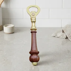 Ouvre-bouteille nautique vintage en laiton avec manche en bois, design ancre artisanal, ouvre-boissons décoratif pour la cuisine, cadeau - Product Image 4