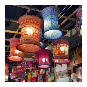 Farol de Brocado Navideño Ecológico, Hecho a Mano, Plegable, con Marco de Bambú, Tela Étnica Vietnamita, Decoración para Árbol de Navidad, Regalo de Año Nuevo 2 - Product Image 4