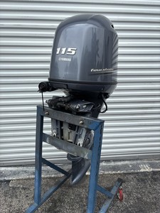 Prêt à être expédié - PROMOTION EXCEPTIONNELLE - Moteur hors-bord 4 temps 2014 F151hp 115HP F115LB, arbre de 20 pouces, 360 heures d'utilisation - Product Image 2