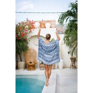 Vestido mini caftán azul tie-dye para mujer, de ajuste holgado, con manga murciélago y bajo estampado, ideal como salida de playa. - Product Image 4