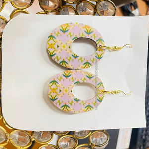 Nuevos pendientes de flores de moda exagerados, joyería Vintage, pendientes de tuerca acrílicos de pétalos de resina de colores geométricos grandes para mujeres de FWE - Product Image 1