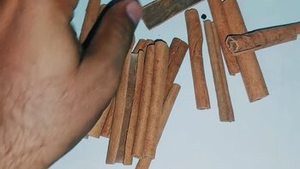 Bâtonnets d'épices de piment de la Jamaïque indien de qualité supérieure, naturels, entiers, aromatiques, séchés et bruts pour les marchés de gros internationaux - Product Image 4