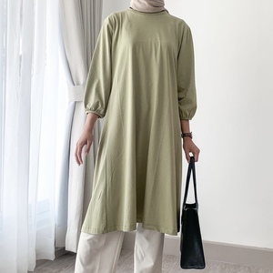 Pulls en tricot basiques pour femmes, coupe slim, 100% polyester, manches bouffantes, col rond, toutes saisons - Product Image 1