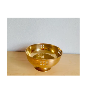 Magnifique bol à fruits en laiton, bol décoratif en laiton avec découpe en forme de cœur, finition dorée, cadeau de mariage, vaisselle de luxe, bol de centre de table - Product Image 4