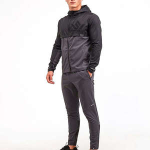 Conjunto Deportivo para Hombre con Capucha Negra, Sudadera con Cierre Completo y Pantalones Jogger, Ropa Deportiva Ligera de Secado Rápido para Primavera - Product Image 1