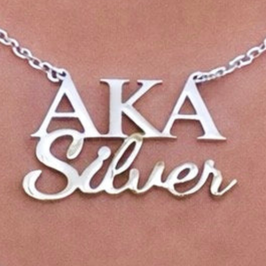 Collier AKA Silver Soror avec pendentif lettre en argent, bijou élégant, accessoire de mode minimaliste, à porter au quotidien - Product Image 4