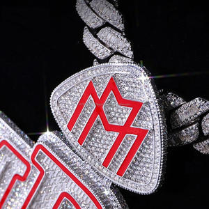 Colgante de nombre personalizado en plata de ley con diamantes de moissanita VVS colgante de diamante brillante Baguette diseño personalizado tendencia - Product Image 2