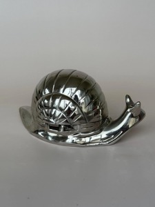 Premium Stainless Steel Snail Design Silver Finished Airtight Durable Butter Dish Flip Top Lid for Kitchen Dining Table Stylish - Product Image 2