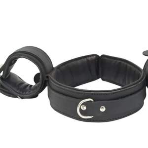 Arnés de sujeción de cuero vacuno con accesorios para muñecas y cuello - Product Image 3