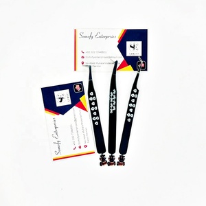 Pince à cils Somofy Enterprises en acier inoxydable, pointe lisse, ensemble de précision, logo personnalisé, design inférieur, prise en main parfaite, 10 mm, emballage papier - Product Image 1