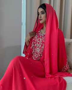 Ensemble 2 pièces de luxe écologique pour femmes musulmanes, modeste, simple, en mousseline unie, perlé, style kaftan, longueur ras du sol, coupe trapèze, manches longues - Product Image 3