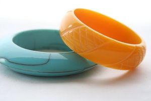 Colorful Classic Multicolor Transparent Clear Glitter Resin <b>Bangles</b> for Women Daily Wear - Product Image 2