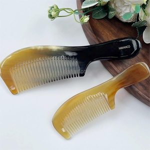 Peigne artisanal en corne naturelle, outil traditionnel de massage du cuir chevelu, soin des cheveux, conception anti-statique pour cheveux épais, toilettage professionnel - Product Image 4